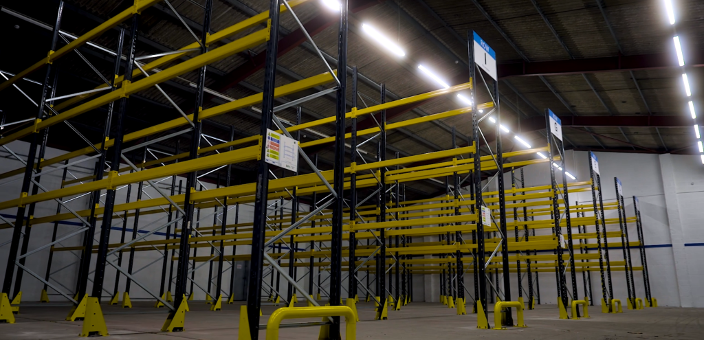 battery storage warehouse